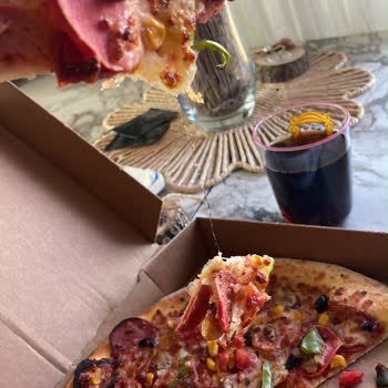 Domino’s Pizza’da Metal Tel Bulunması Ve Haksız Kola Ücreti Talebi