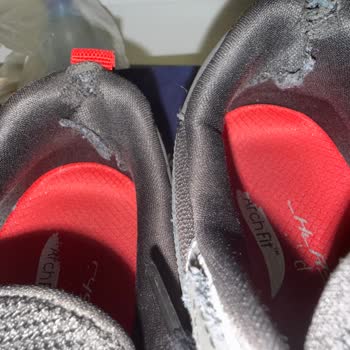 Skechers Ayakkabısındaki Üretim Hatası Yırtılma Ve Kullanıcı Hatası Reddi