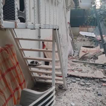 Yıkım Çalışmalarının Gecikmesi Ve Bahçe Güvenliğinin İhmali