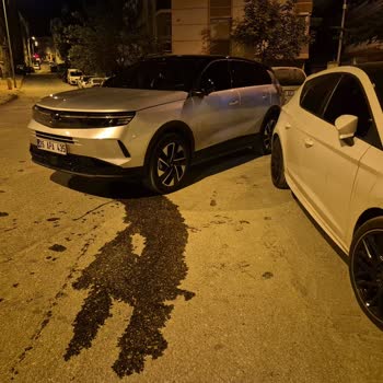 Sıfır Opel Araçta Yağ Boşaltması Ve Yol Yardımının Saatlerce Gecikmesi