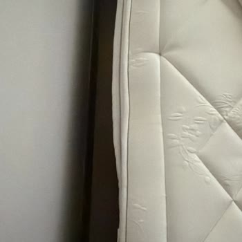 İstanbul Şubesinde Yatakta Çökme Ve Bombelenme Ücretsiz Servis Ve Değişim Talebi