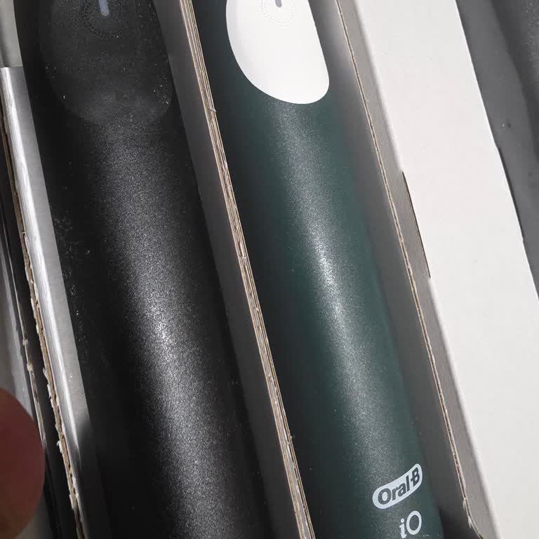 Oral-B Elektrikli Diş Fırçası Silikon Parçalarında Toz Ve Hijyen Sorunu