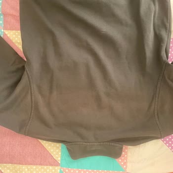 Mavi Sweatshirtlerde Hızlı Renk Solması Ve Değişim İsteği