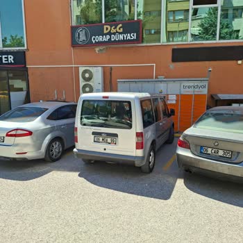 Araçların Yakın Park Etmesi Kargo Dolaplarına Erişimi Engelliyor