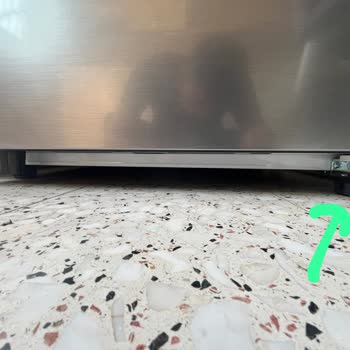 Ezik Kapak Ve Saygısız Servis Tutumu Nedeniyle Yeni Buzdolabı Talebi