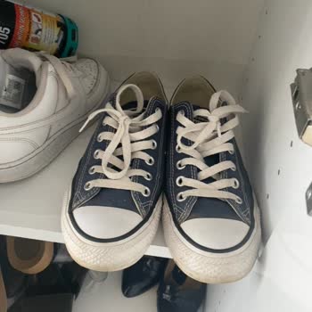Converse Ayakkabıda İç Astar Delik Sorunu Ve Garanti Reddi