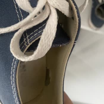 Converse Ayakkabıda İç Astar Delik Sorunu Ve Garanti Reddi