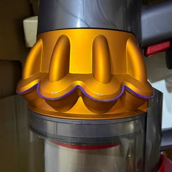 Kutu Hasarlı Kullanılmış Görünen Dyson Süpürge Satışı Ve Cevapsız Müşteri Talebi