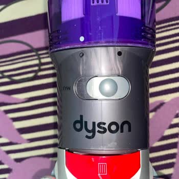 Dyson V8 Servis Hasarı Ve Sürekli Ses Sorunu Nedeniyle Ücretsiz Değişim Talebi