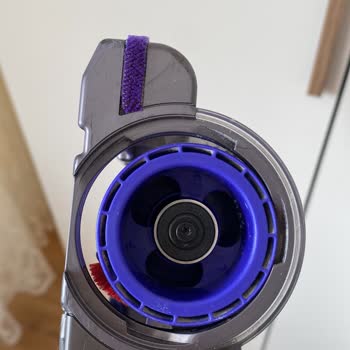 Dyson V15 Süpürgede Üretim Hatası: Sabit Halı Başlığı Ve Fırça Çıkmaması