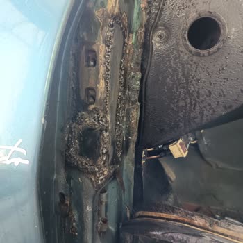 Yeni Aldığım Kaynak Makinesi Sigortayı Attırıyor, Firma Cevap Vermiyor