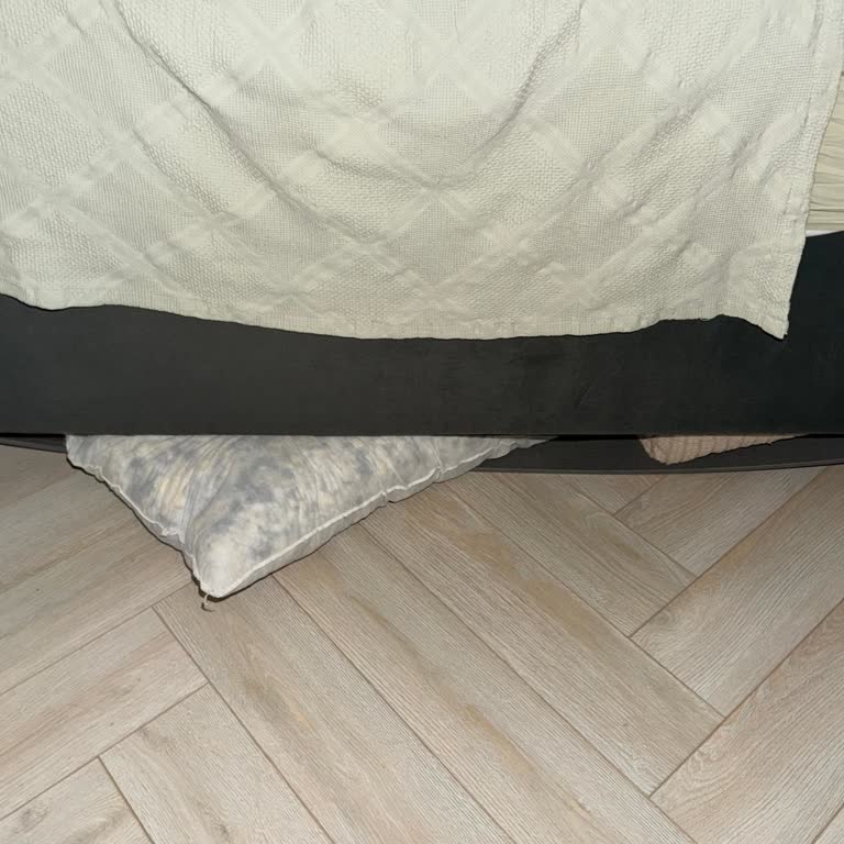 Enza Home Bazasının Kırık Alt Parçası İçin Yedek Parça Gecikmesi