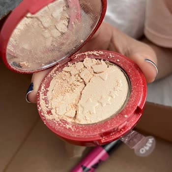 Gratis'ten Gelen Kırık Highlighter Ve Özensiz Paketleme Şikayetim