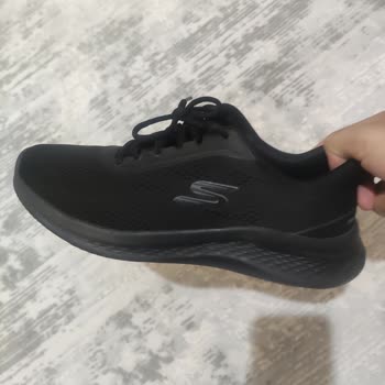 Skechers Ayakkabısının İç Astarı Kısa Sürede Sökülüyor Ve İnceleme Sonucu Açıklanmıyor