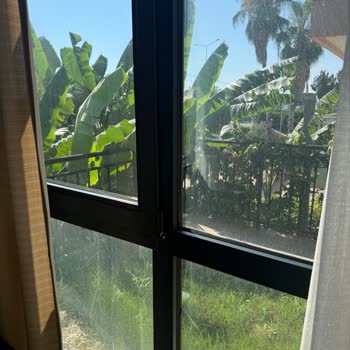 Kale Ve Deniz Manzaralı Oda İçin Ek Ücret Ödedim, Manzara Sunulmadı