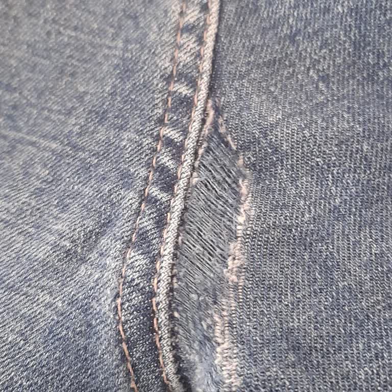 Koton Kot Pantolonunda Hızlı Aşınma Ve Yırtılma Şikayeti