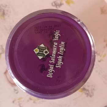 Açılmamış Zeytin Kavanozunda Küflenme Ve Güven Kaybı