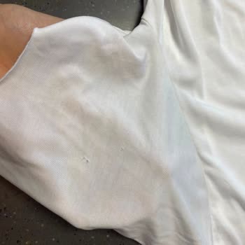 Kentpark Oysho'da Etiket Çıkarıldığı İçin Kusurlu Tişört Değişimi Reddedildi