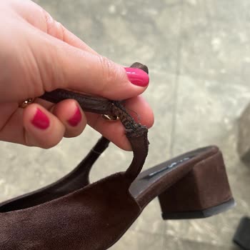 Kalitesiz Süet Topuklu Ayakkabıların Hızlı Aşınması Ve İade Reddi