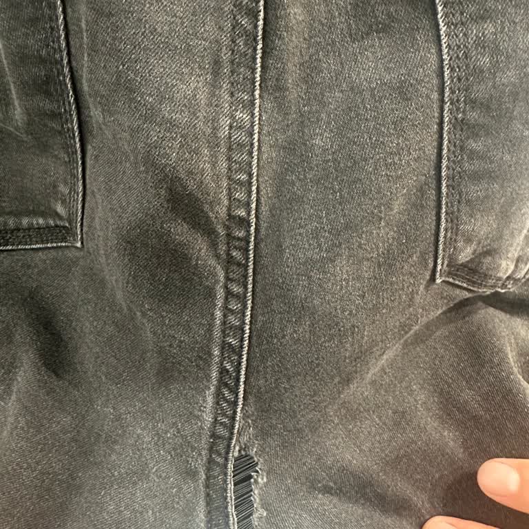 Mavi Jean Pantolonunda Erken Yırtılma Ve Fatura Eksikliği Nedeniyle Çözüm Beklentisi