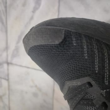 Nike Ayakkabılarda Erken Deformasyon Ve Mağazanın Reddi