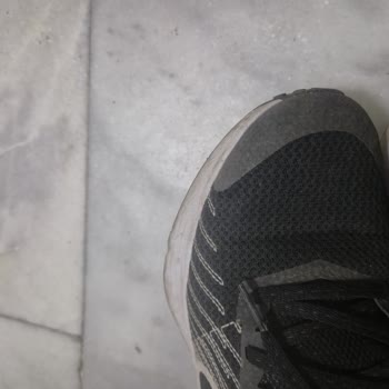 Nike Ayakkabılarda Erken Deformasyon Ve Mağazanın Reddi
