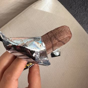 Yalova A101'de Satın Alınan Eti Browni Ürünün Bozuk Ambalajı Ve Hijyen Endişesi