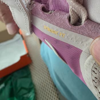 Nike Çocuk Ayakkabısında Kısa Sürede Ön Açılması Ve Logo Dökülmesi - Ücret İadesi Talebi