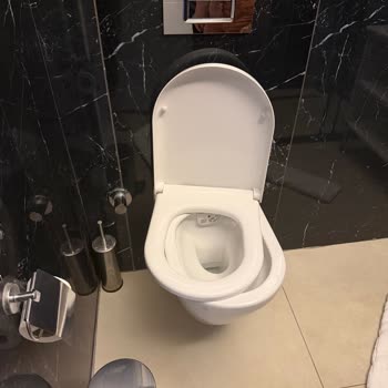 Ramada Otelinde Yanlış Oda ve İptal Talebi