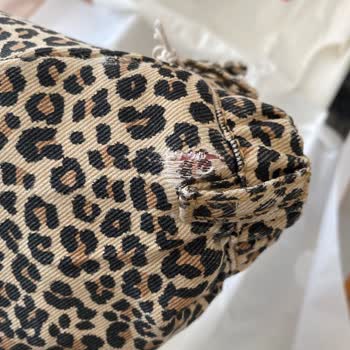 Zara'dan Gelen Etekte Yırtık Ve Sökük: Kalite Kontrol Sorunu Ve Mahcubiyet