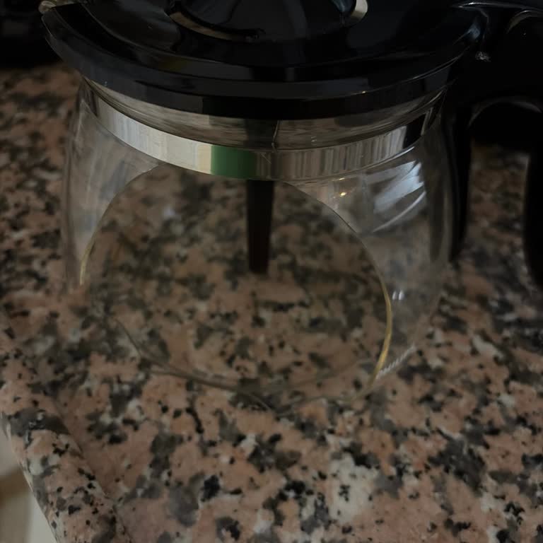 Cam Demlik Kırıldı Ve Yedek Parça Ücreti Ürün Fiyatının Yarı