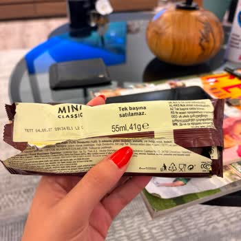 Ambalajı Yırtılmış Mini Magnum Classic Ürünü İçin Gıda Güvenliği Endişesi Ve İade Talebi