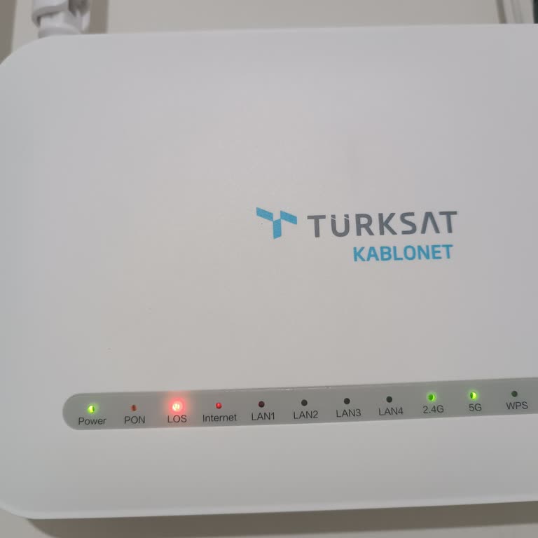 Kablo Kesintisi Nedeniyle 10 Gün Boyunca İnternet Ve TV Kesintisi, Çağrı Merkezinden Geri Dönüş Yok