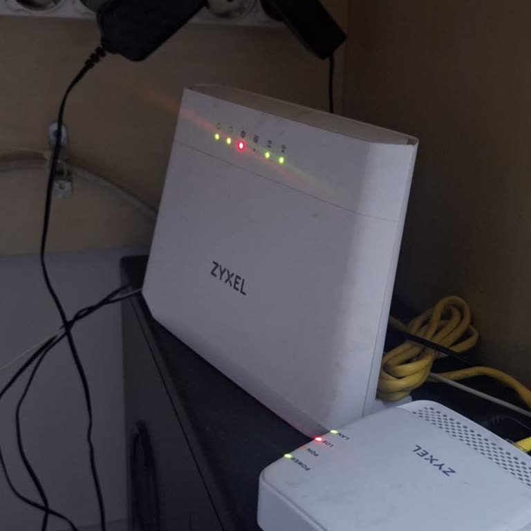 Sürekli Kesintili Fiber İnternet Ve Yardımsız Destek Nedeniyle 950 TL Ödeyen Müşterinin Mağduriyeti