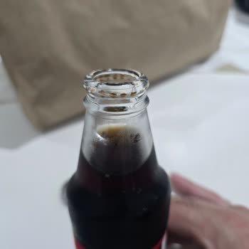 Sarıyer Cam Şişe Kola Kapaklarındaki Pas Sağlık Tehlikesi
