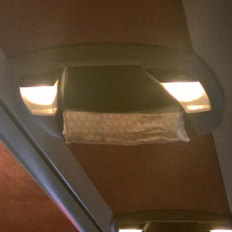 Metro Turizm Otobüsünde Kaba Personel Ve Çakışan Koltuklar Nedeniyle Yaşanan Konforsuz Yolculuk