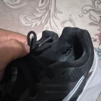 Nike Ayakkabısının Hızlı Yırtılması Ve Mağazanın İade Reddine Karşı Çözüm Talebi