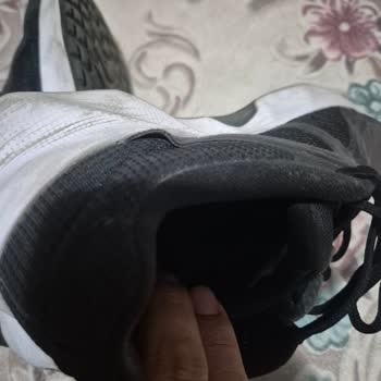 Nike Ayakkabısının Hızlı Yırtılması Ve Mağazanın İade Reddine Karşı Çözüm Talebi