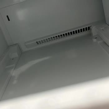 Çamaşır Makinesinde Tüylenme Ve Buzdolabında Koku Sorunları Çözülmedi