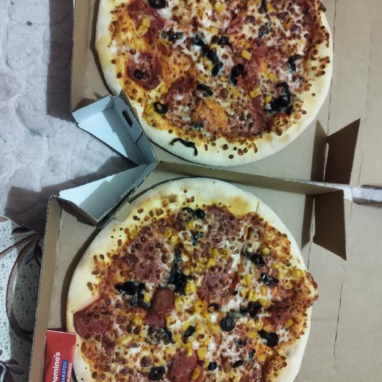Yanlış Pizza, Uzun Teslimat Ve Telefon Cevapsızlığı