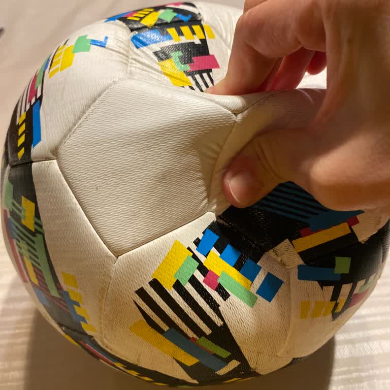 İlk Gün Hava Kaçıran Futbol Topu İçin İade Ve Değişim Talebi