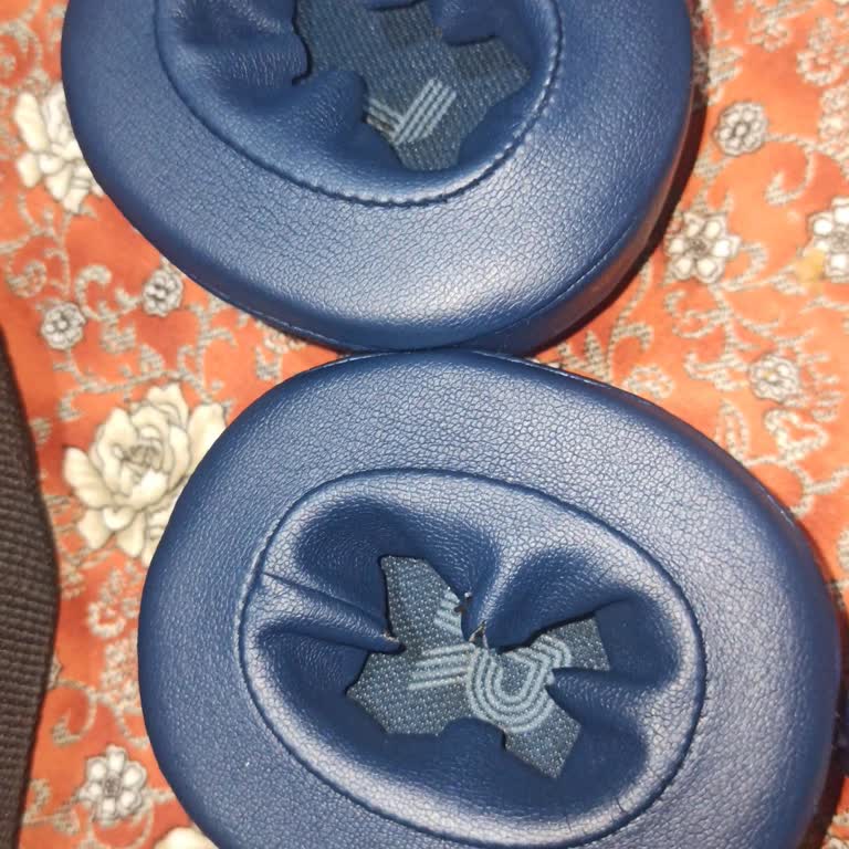 JBL Tune 720 Pedlerinin Kısa Sürede Yırtılması Ve Garanti Kapsamında Değişim Talebi