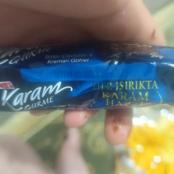 Gökmar Market’ten Alınan Gofret İçinde Kıl Bulunması Hijyen Sorunu