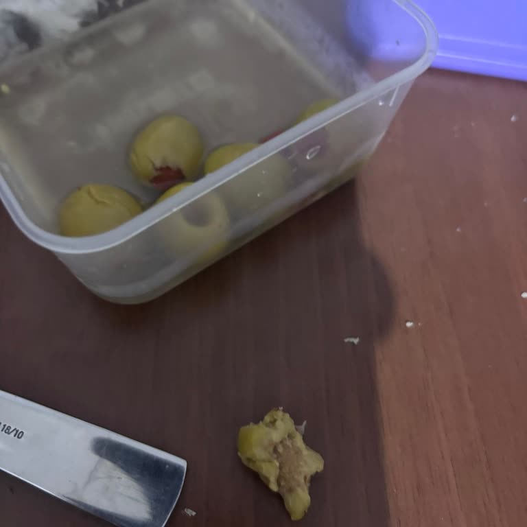 Çekirdeksiz Zeytinlerde Çekirdek Sorunu Diş Kırıklığına Neden Oldu