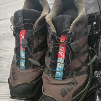 Zapatillas Salomon XT-4 OG Se Abren Rápidamente, Pido Cambio