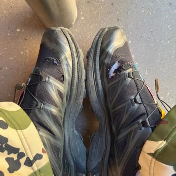 Zapatillas Salomon XT-6 Se Rompen Temprano, Exijo Reembolso
