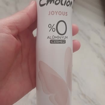 Kendiliğinden Boşalan Emotion Joyous Deodorant Şişeleri