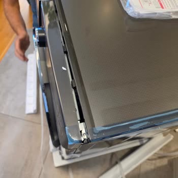 Hasarlı Çamaşır Makinesi Ve LG Rapor Beklemesi Nedeniyle Media Markt'ta Yaşadığım Mağduriyet