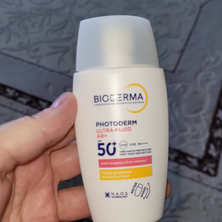 Bioderma Photoderm Güneş Kremi Yeni Formülünden Şiddetli Sivilcelere Neden Oldu