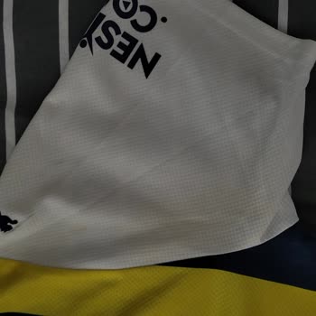 Gardrops’tan Defolu Gelen Futbol Forması İçin İade Talebi